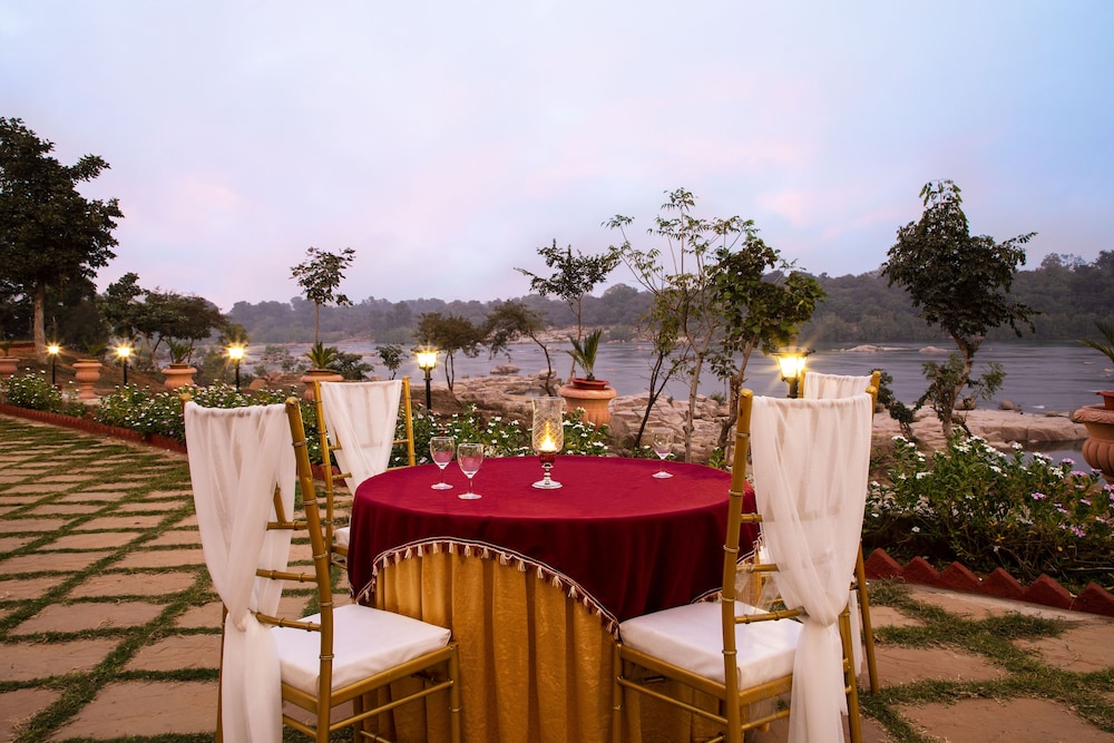 BUNDELKHAND RIVERSIDE 47/61