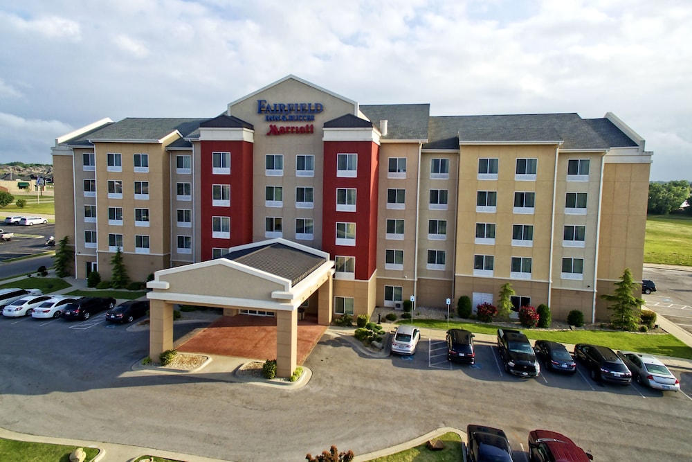 Fairfield Inn Suites Weatherford 3/35