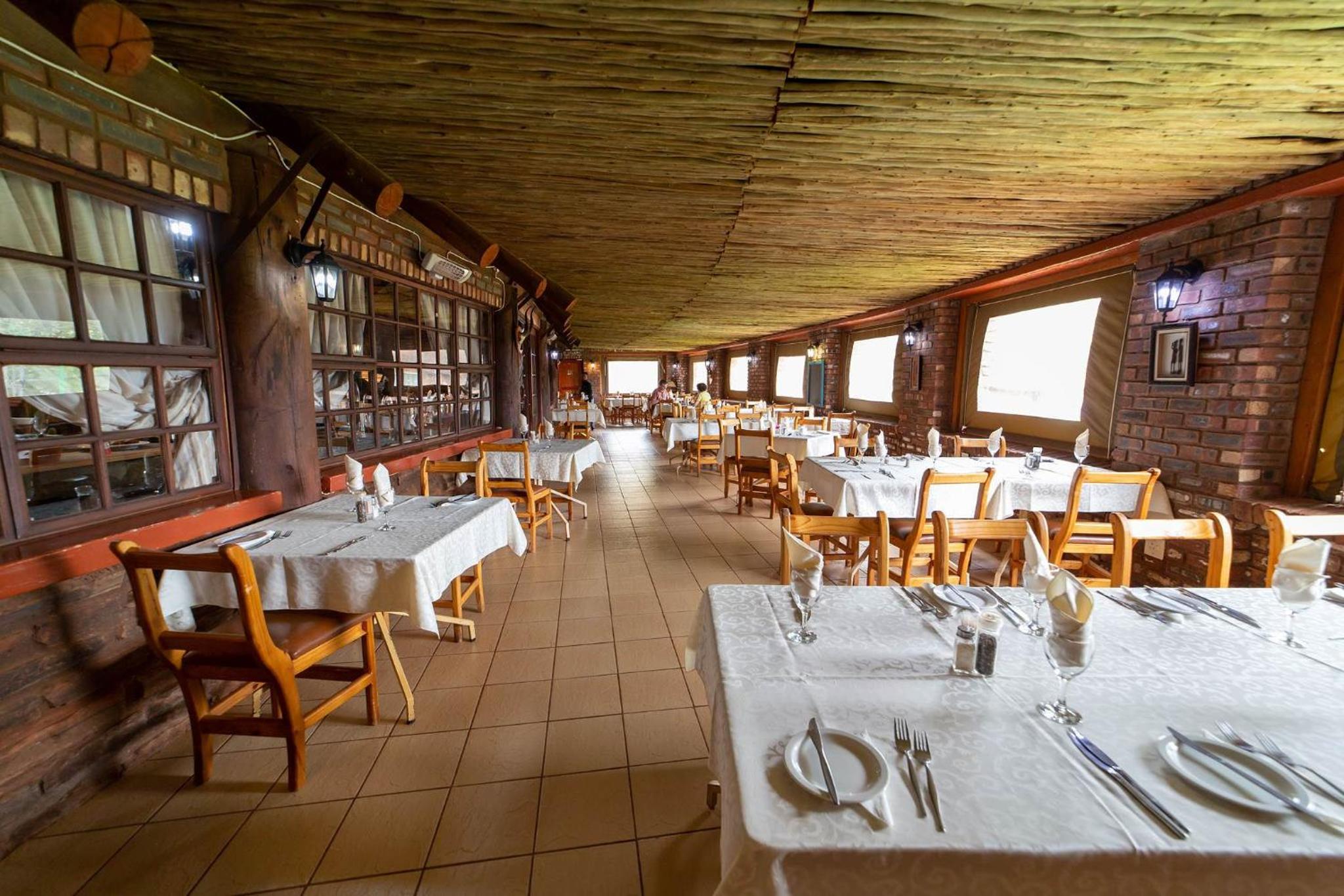 Red Sands Country Lodge 24/50