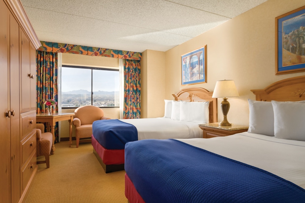 Deluxe, 2 Double Beds, Central Tower