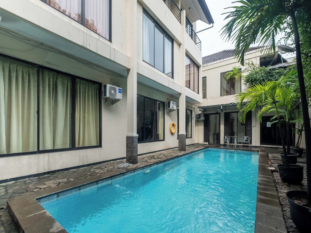 Arimbi Pejaten Suites 45/46