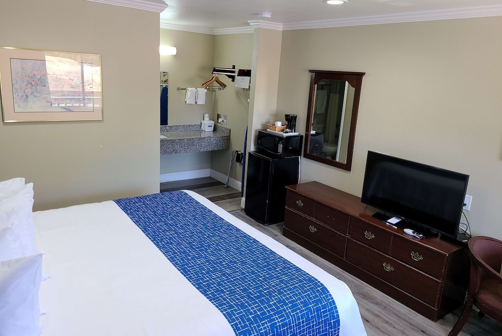 Travelodge by Wyndham Clearlake 19/36