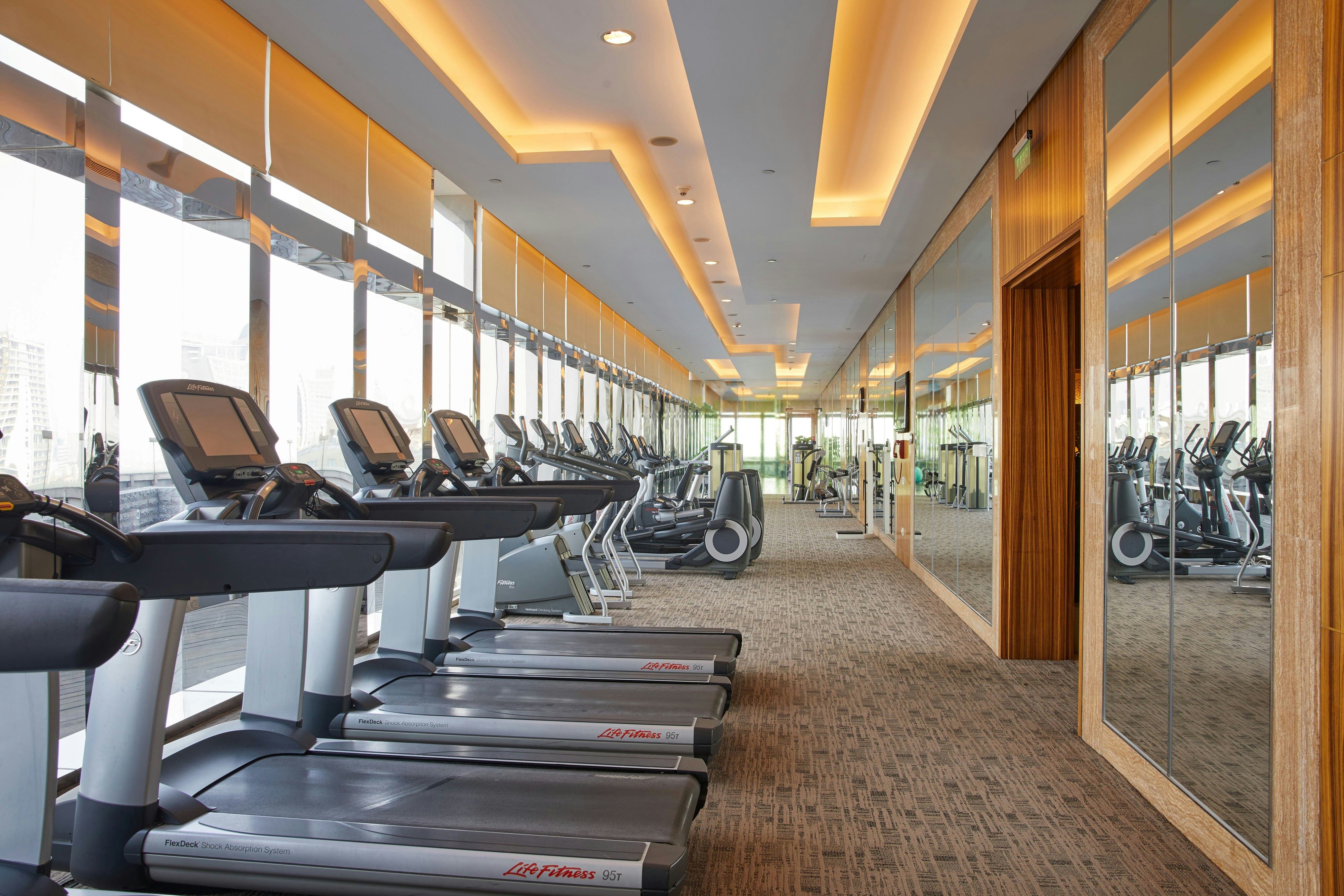 The Westin Nanjing Xuanwu Lake 6/18