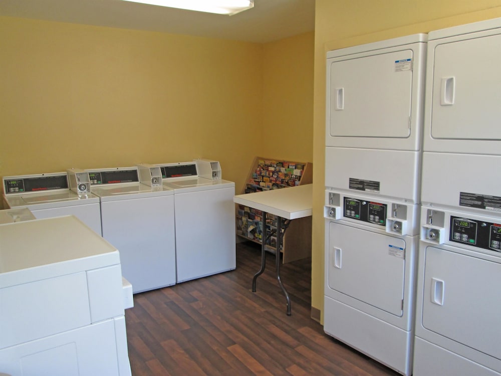 Suburban Studios Irving - Las Colinas 48/70