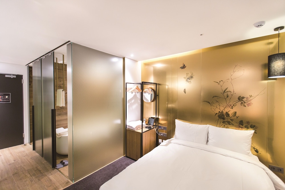 Stay Rak Hotel 16/68