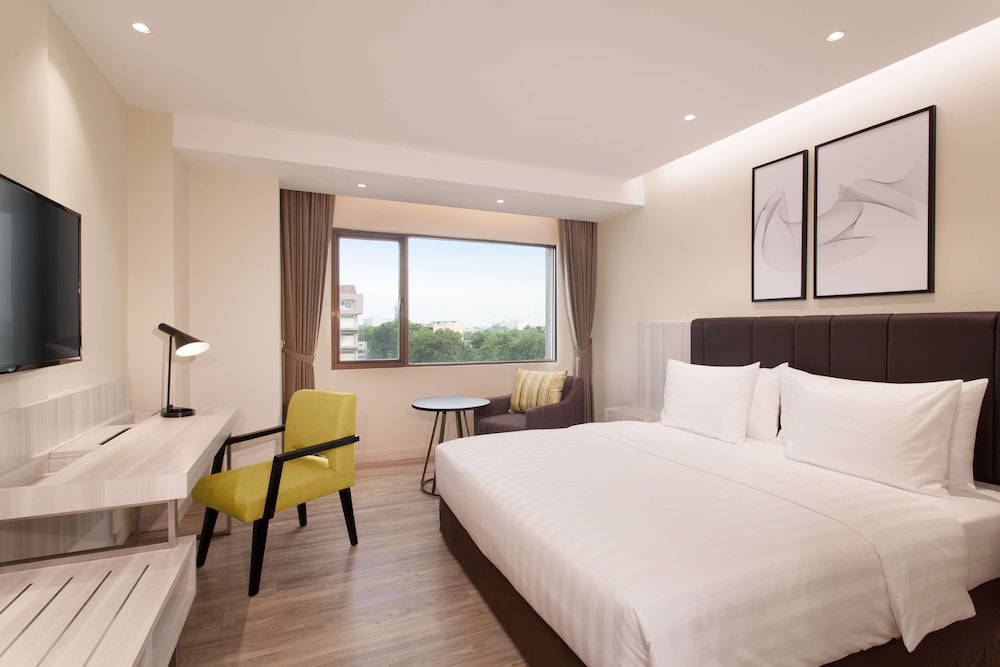 AIHO Hotel Medan 10/57