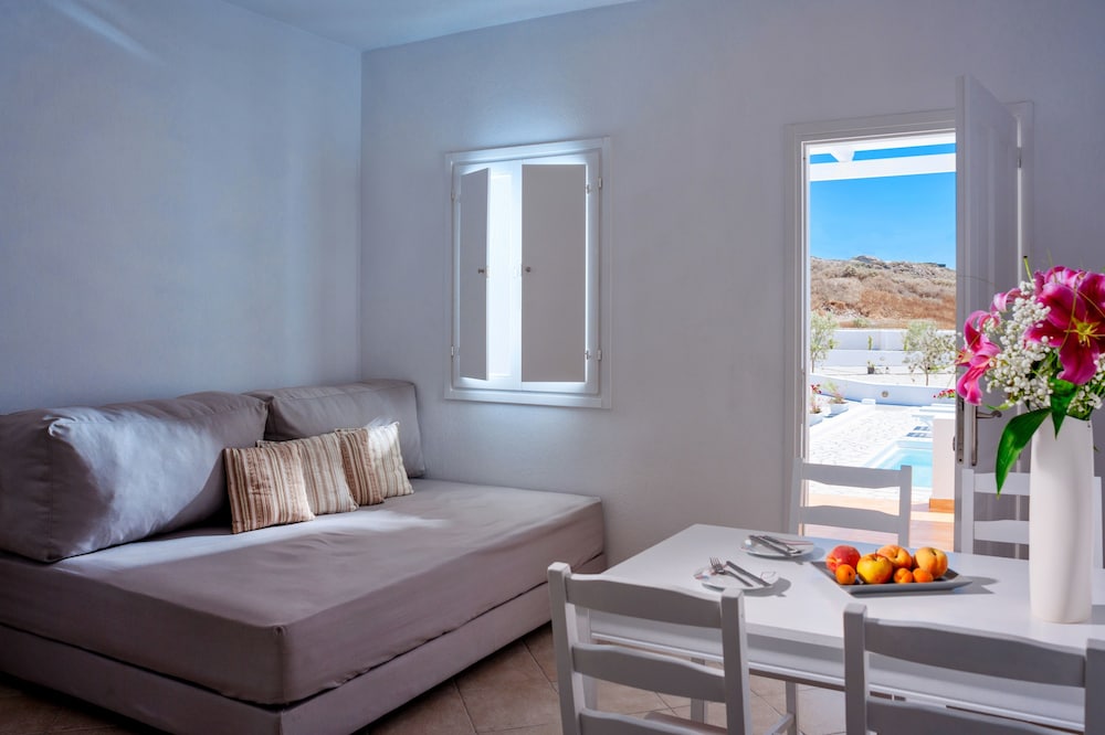 Katharos Villas 20/46