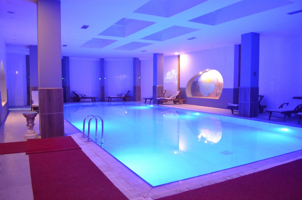 Dedeman Kemer Resort 35/50