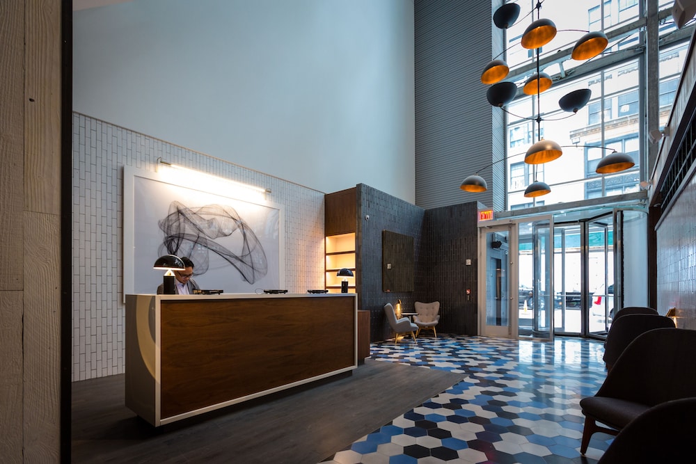 Crowne Plaza HY36 Midtown Manhattan 11/81