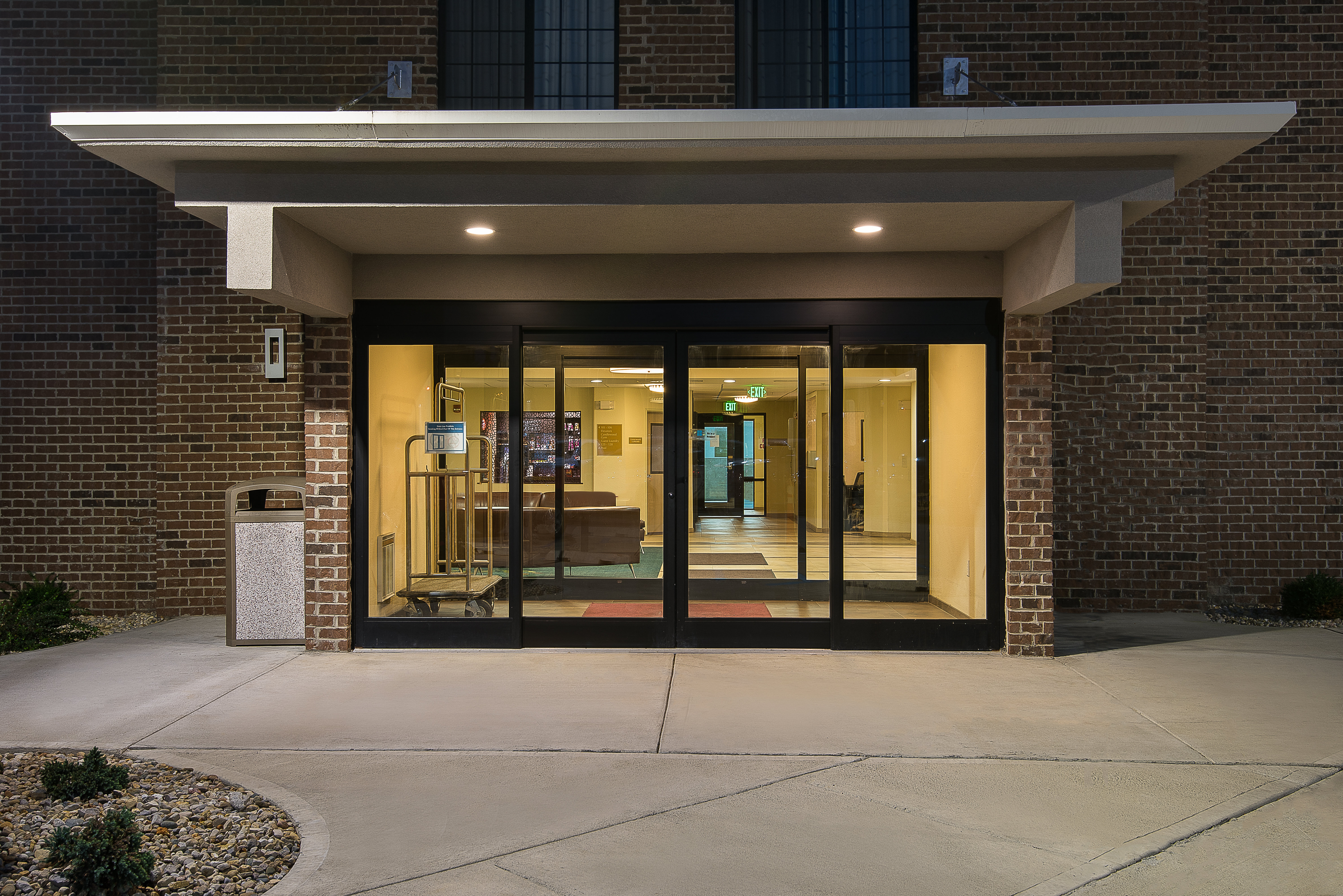 Candlewood Suites Bloomington 3/17