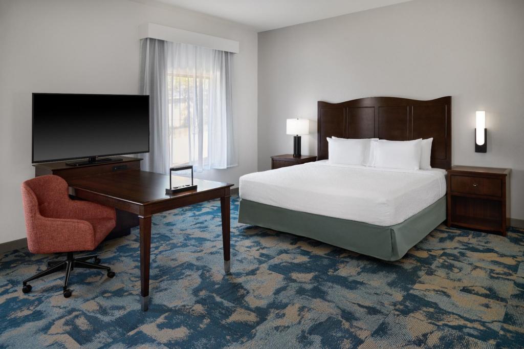 استوديو بسرير كينج مع أريكة لذوي الإعاقة، Hampton Inn Poplar Bluff 3/5