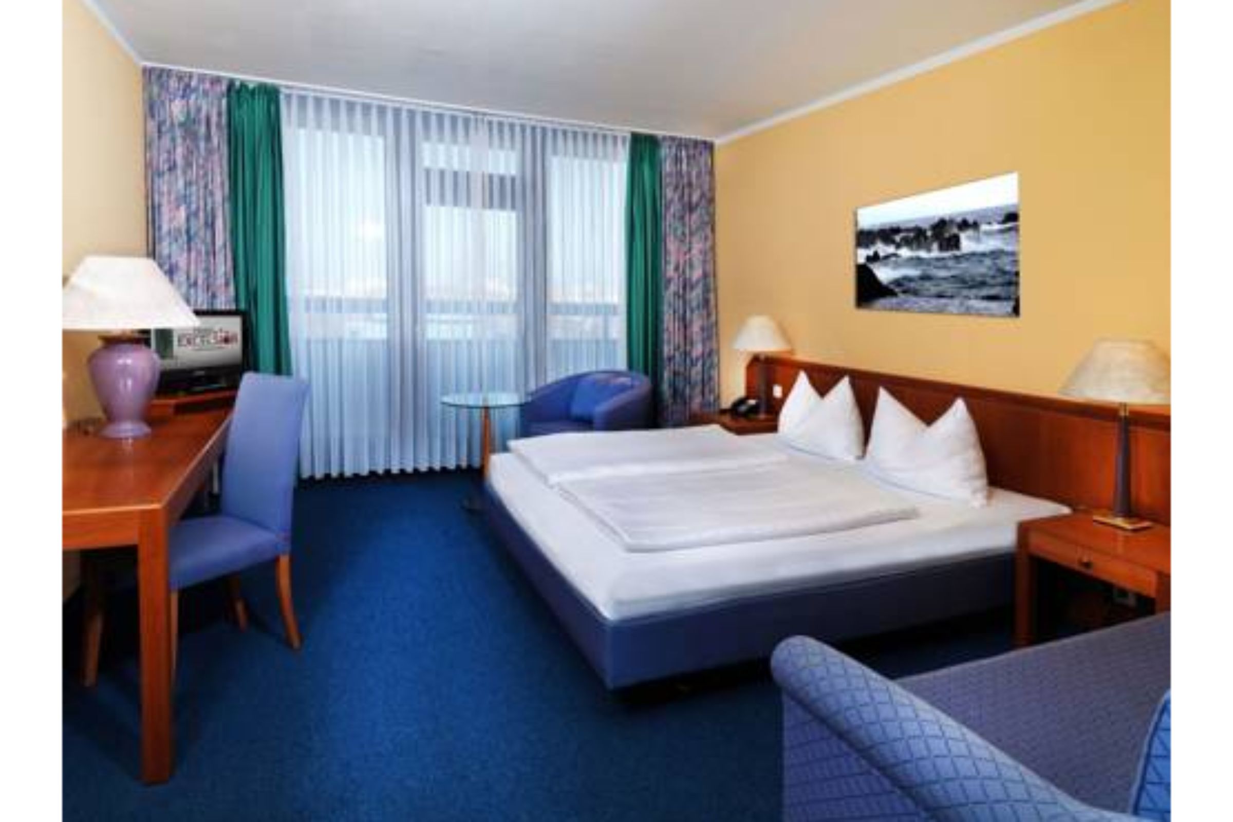 Room at EXCELSIOR LUDWIGSHAFEN HOTEL, LUDWIGSHAFEN