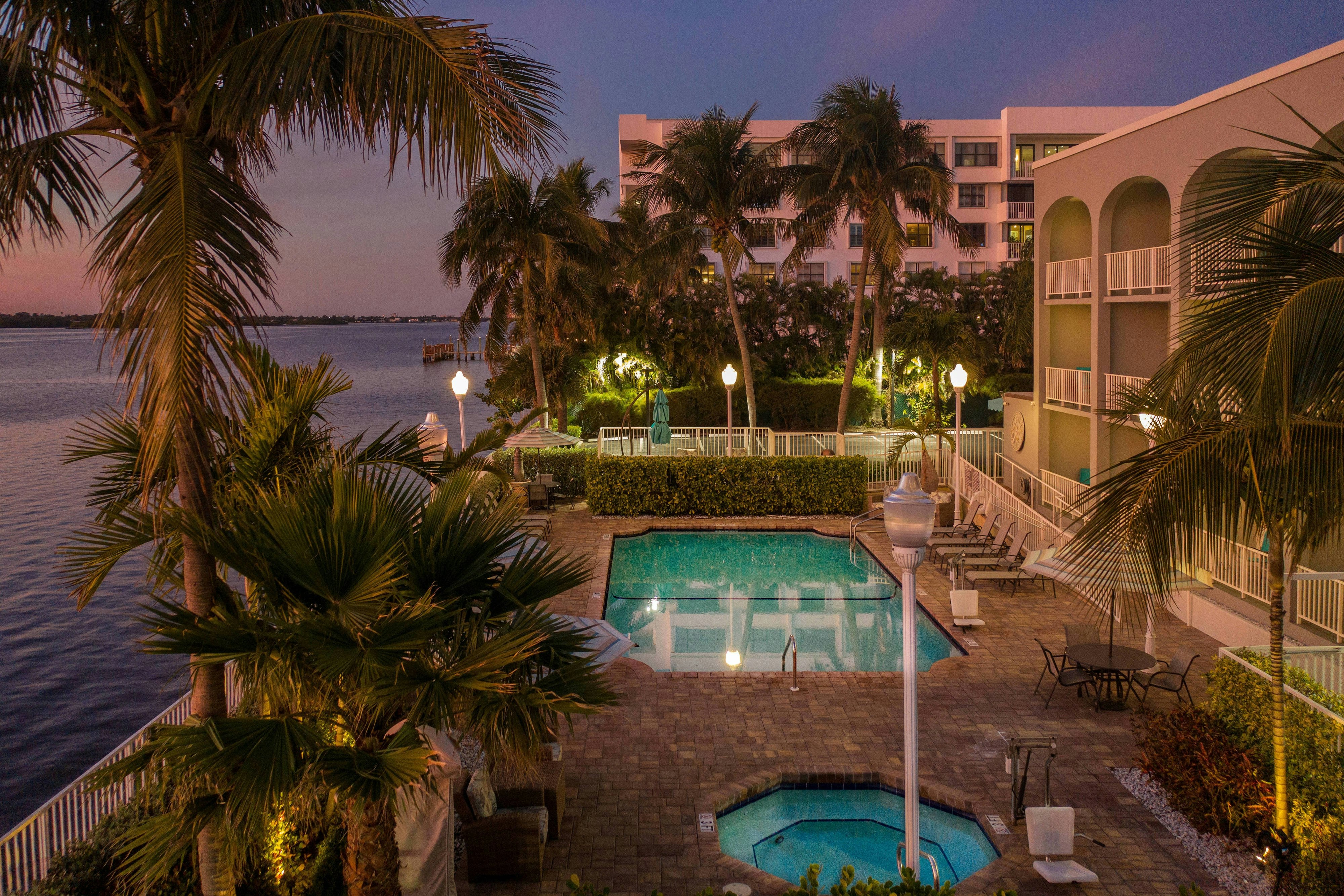 Fairfield Inn And Suites Palm Beach 18/18