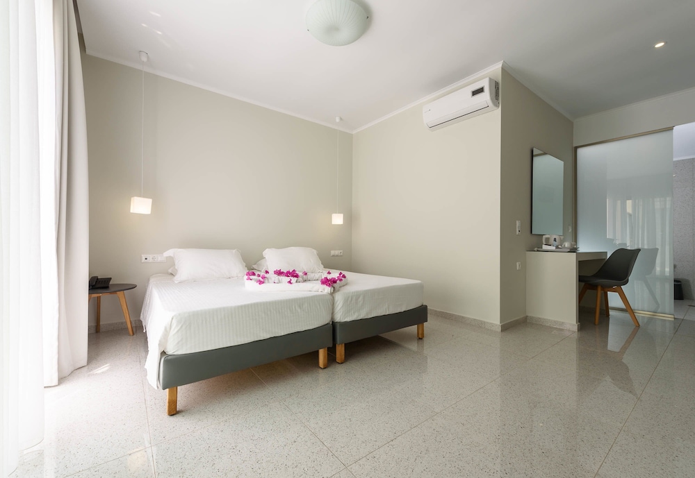 Sunrise Zante - Adults Only Hotel 15/50