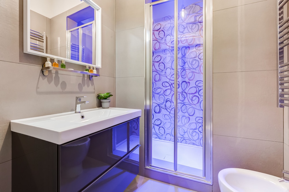 Tankara Suite 18/23