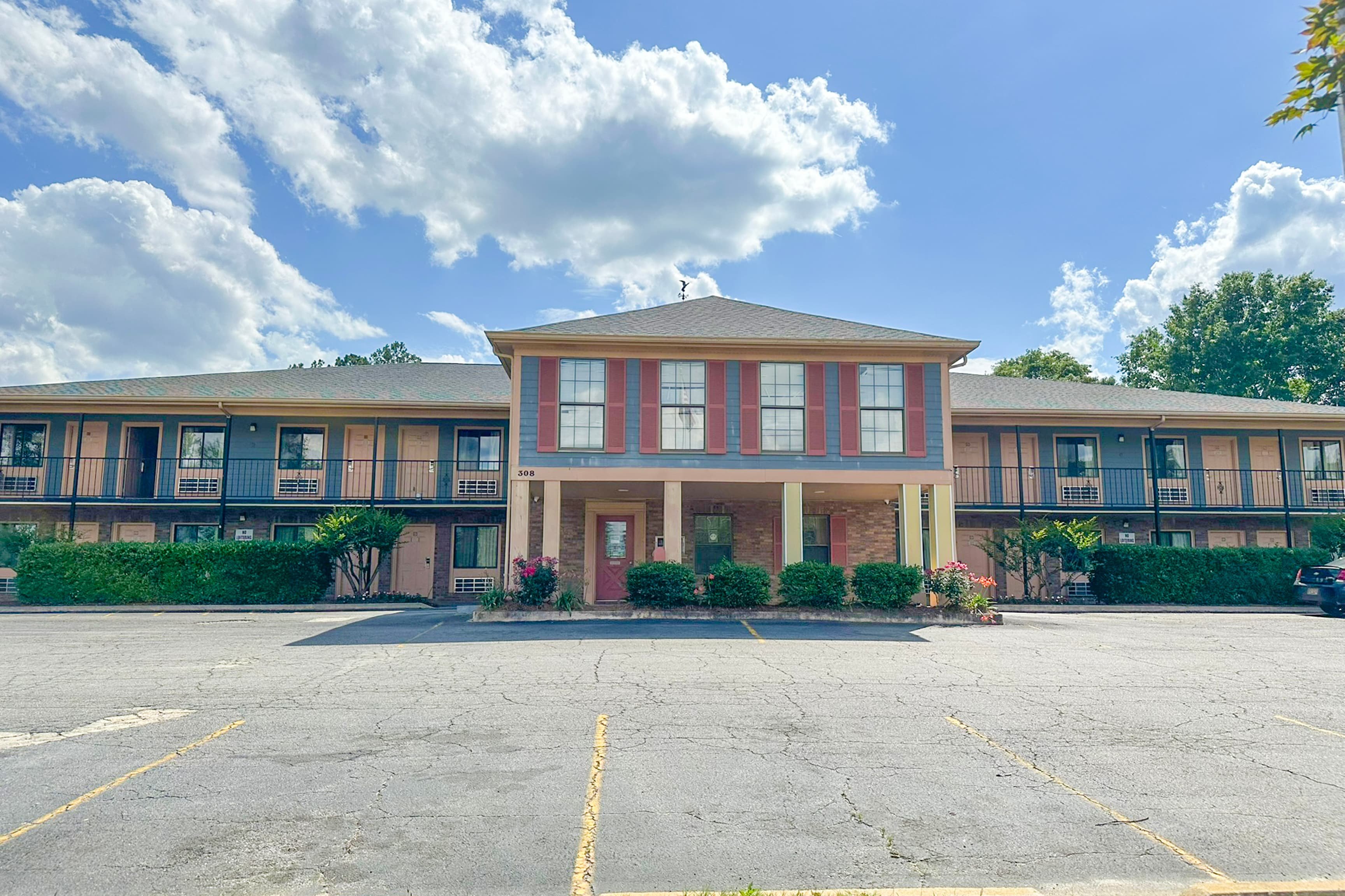 Louisville Inn by OYO Louisville GA US 1 in Louisville