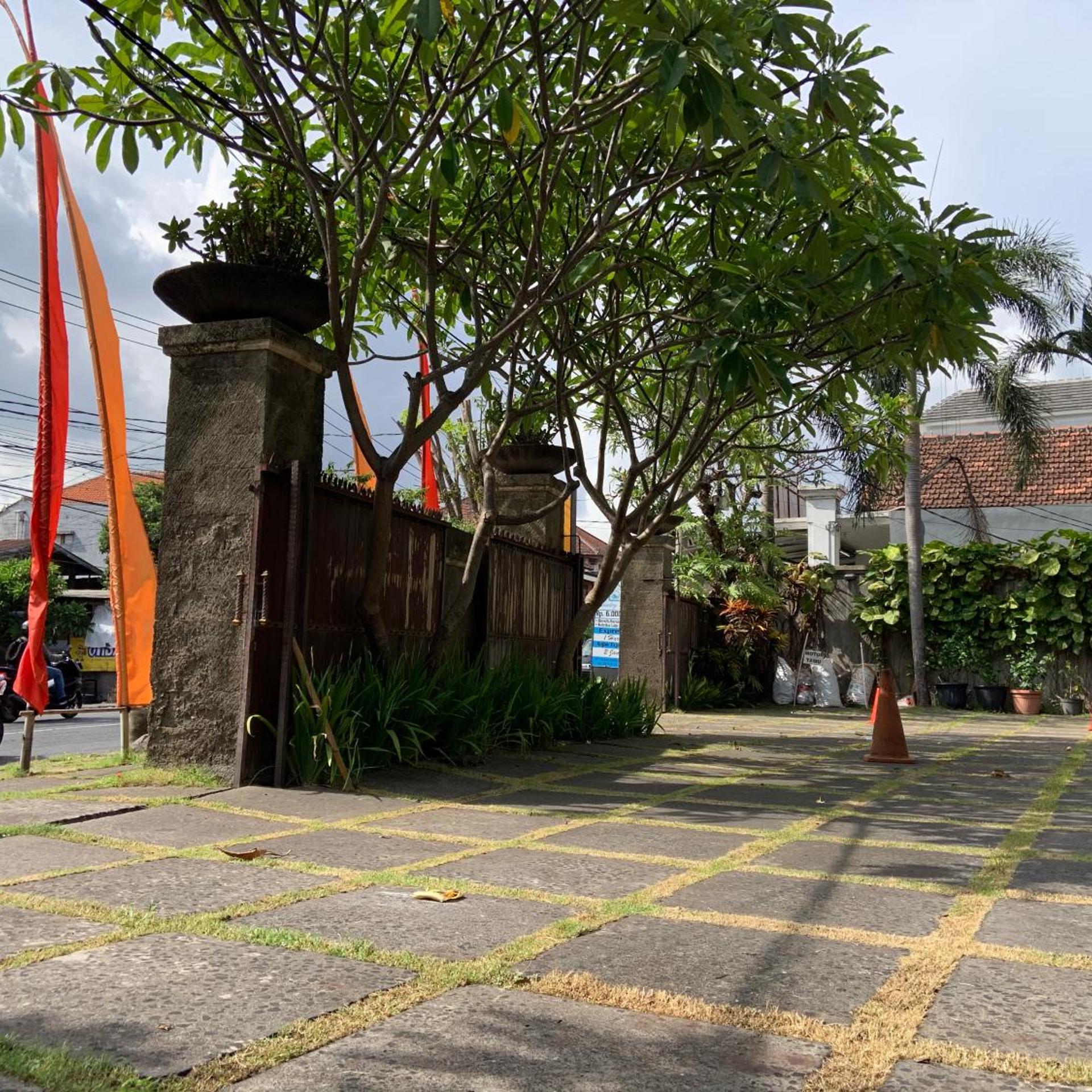 Nirwana Hotel 27/35
