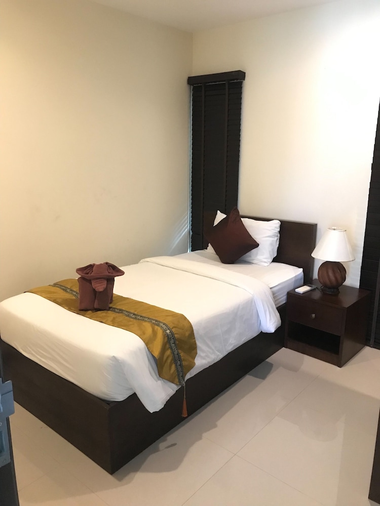 THE LAI THAI 19/50
