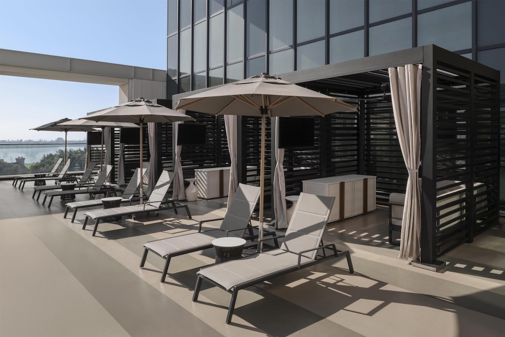 Manchester Grand Hyatt San Diego 37/70