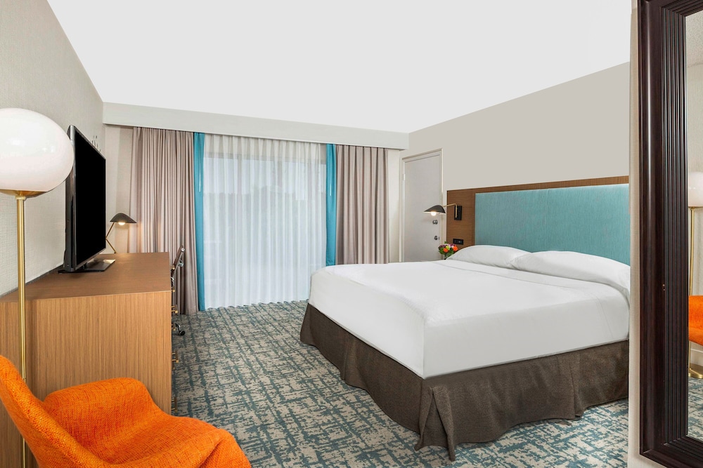 The Anaheim Hotel 31/74