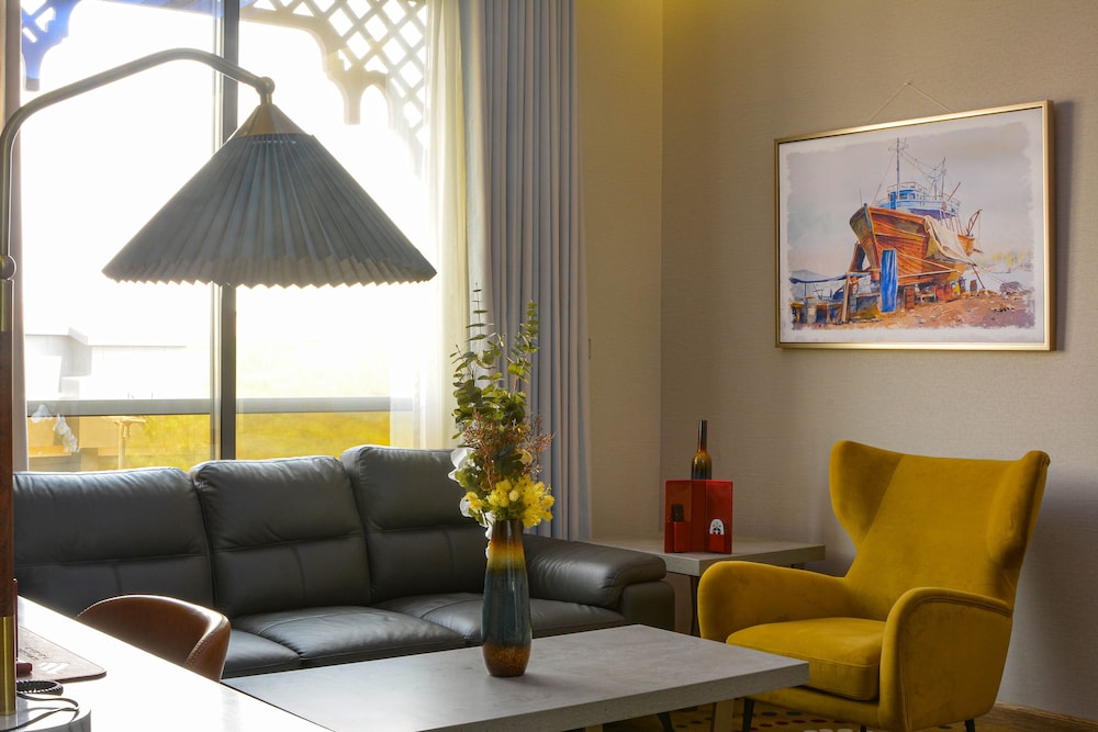 فندق ريدويفز(Redwaves Hotel) 30/47