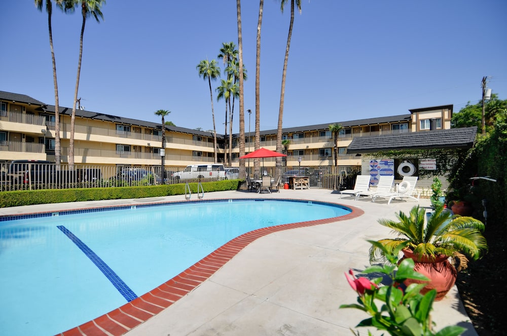 Vagabond Inn Whittier 1/53
