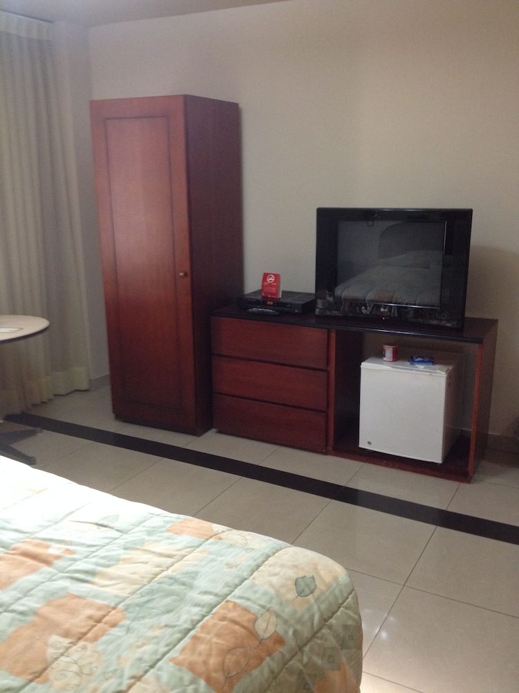 Ramada Hotel Guayaquil 28/45