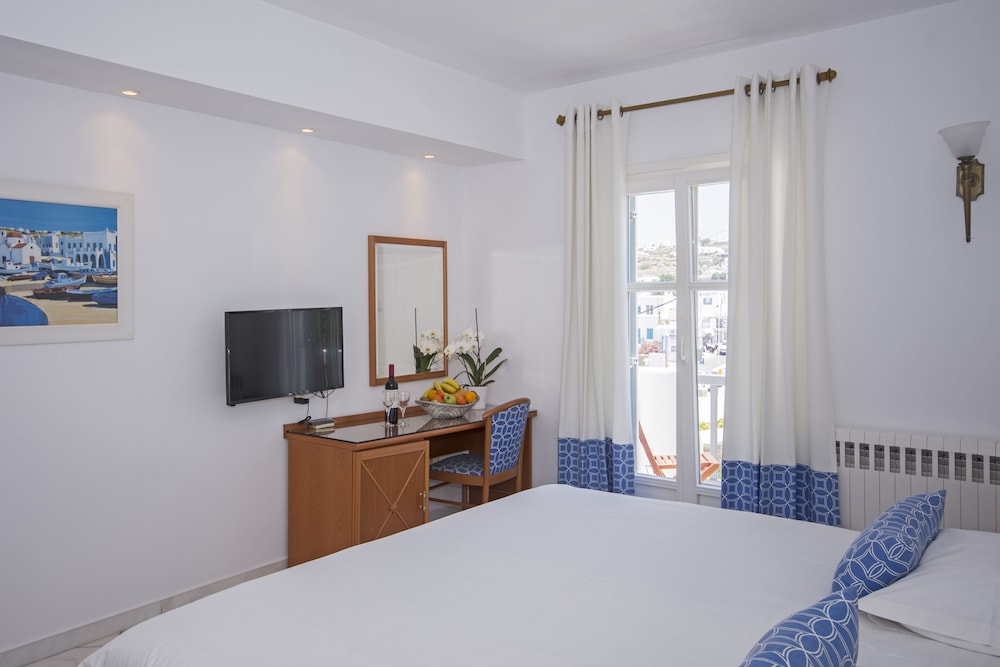 Mykonos Adonis Hotel 13/76