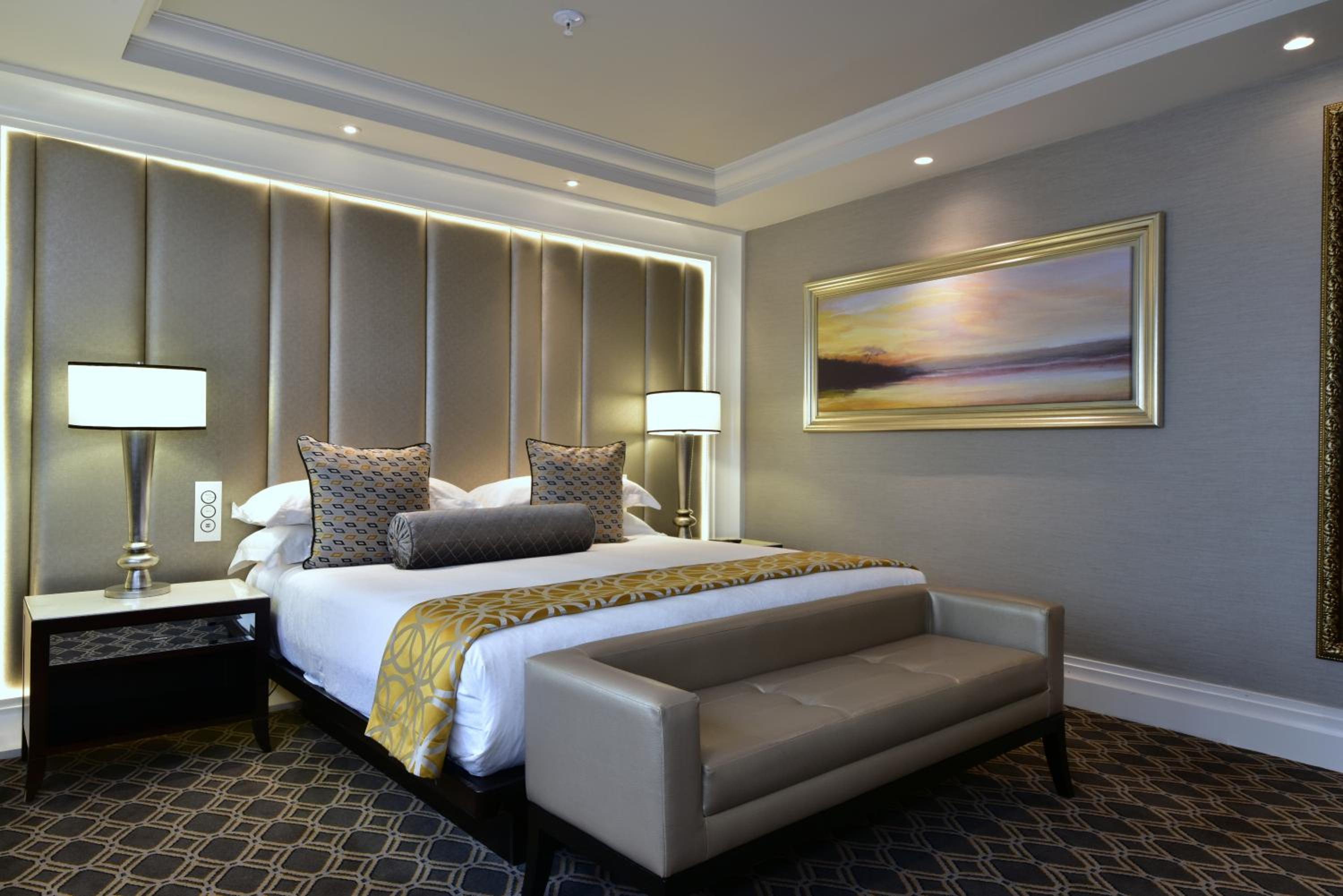 Sandton, Sun, Suite, King Bed