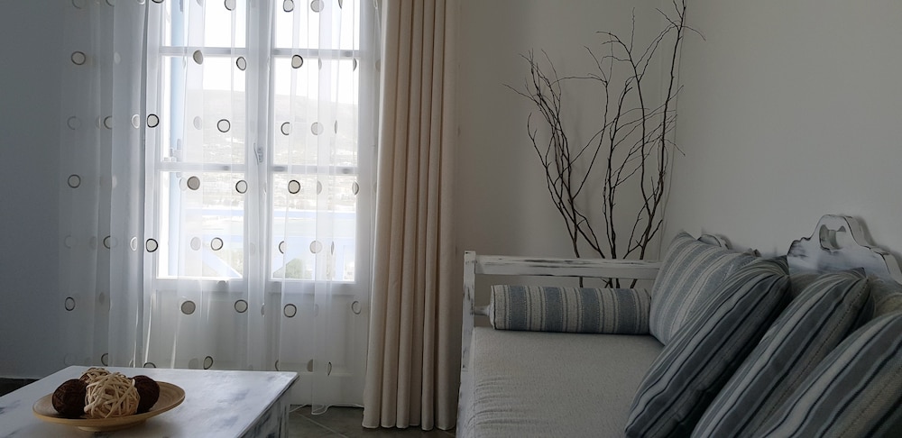 Paros Paradise Apartments 45/65