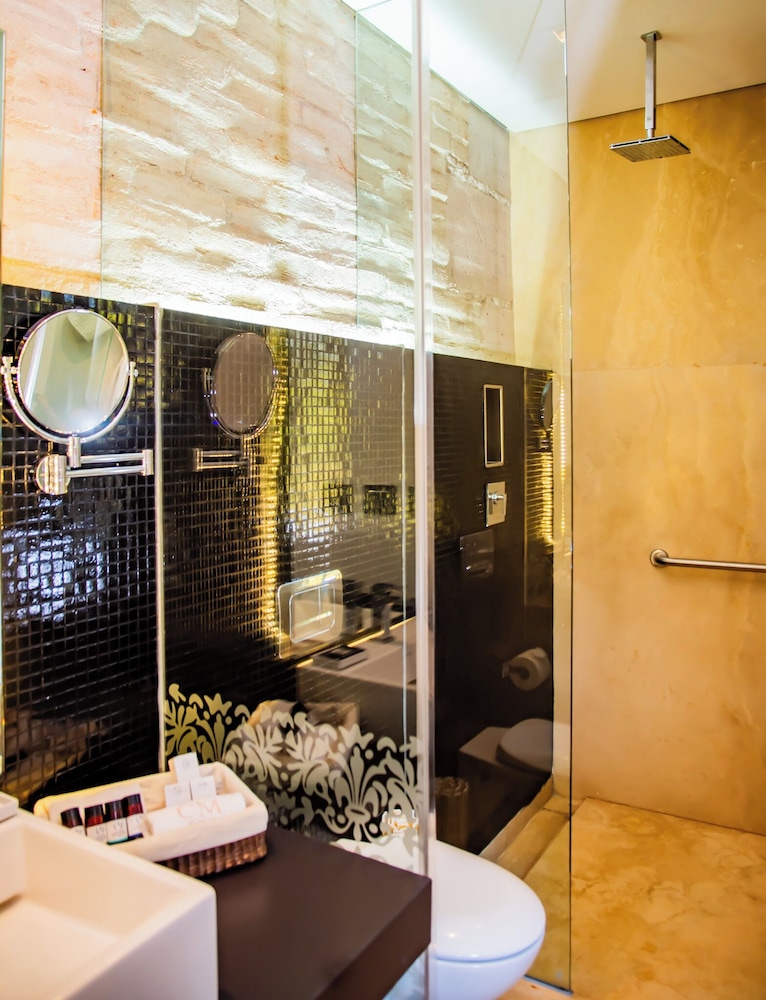 Casa Madero Hotel Boutique 67/73
