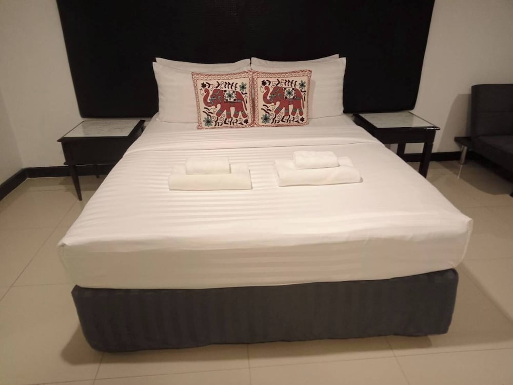 Town In Town Garden Resort 50/65