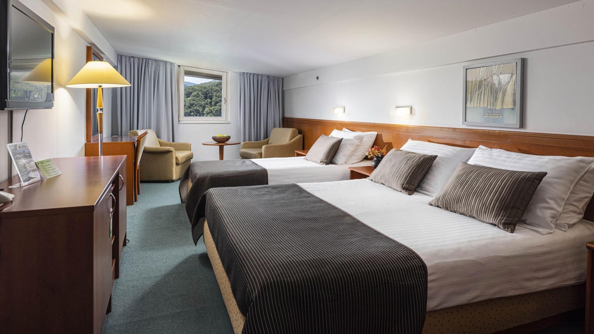 Room, Double and Twin Beds, Attic