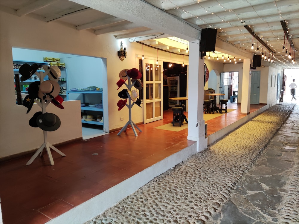 Laureles de la Villa 44/50