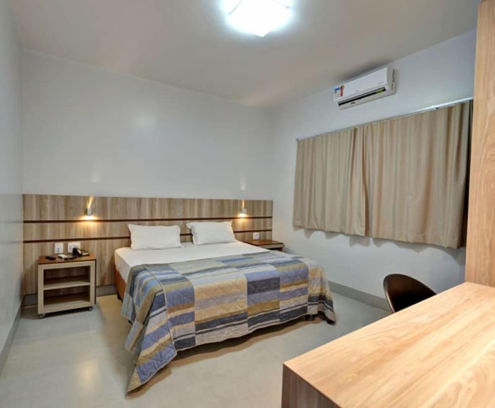 Hotel Nacional Jatai 3/20