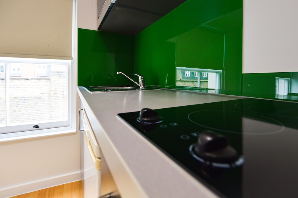Princes Square Serviced Apartments 47/50