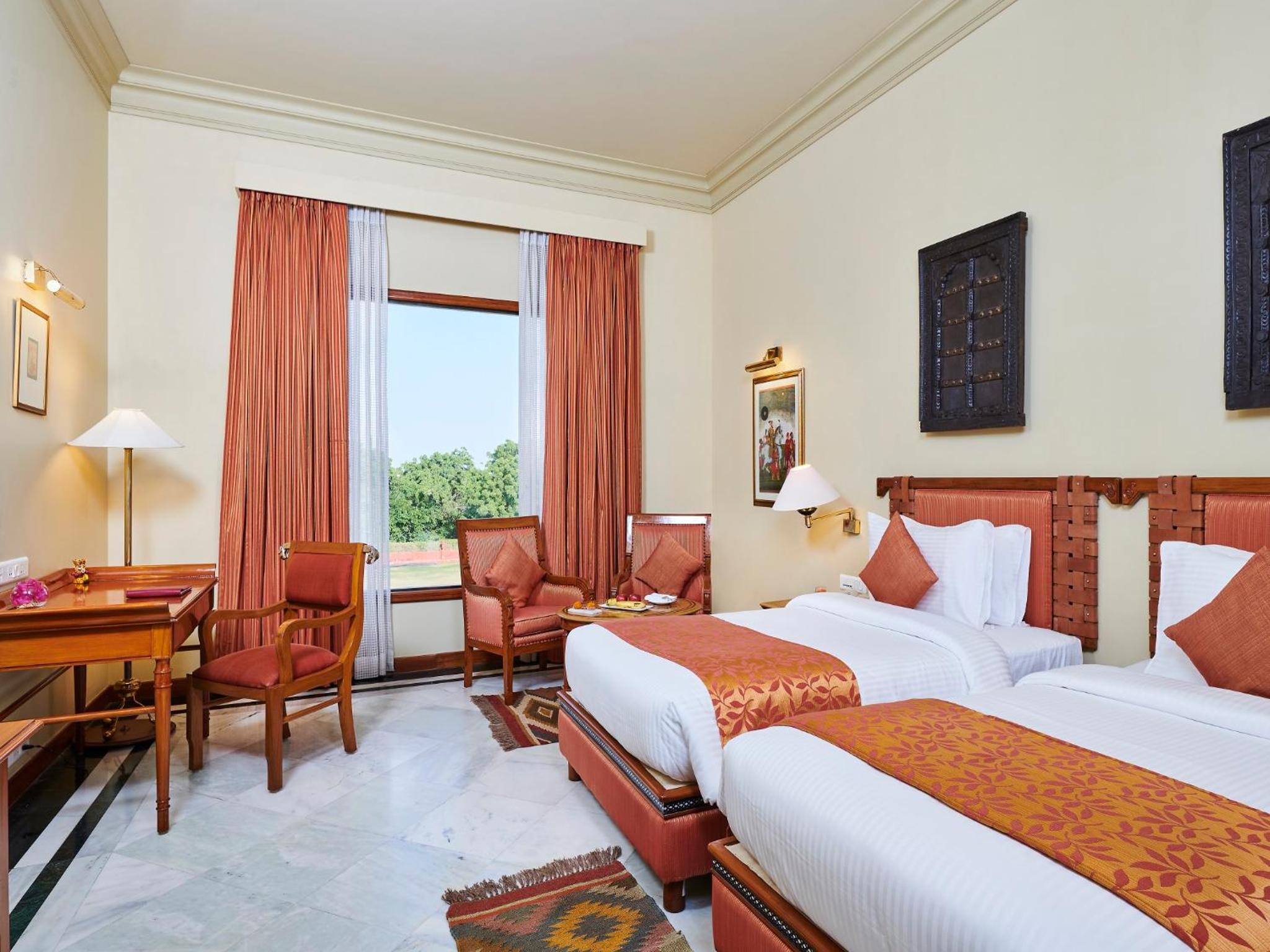 Garden, Luxury, Double or Twin Bed, Bathtub