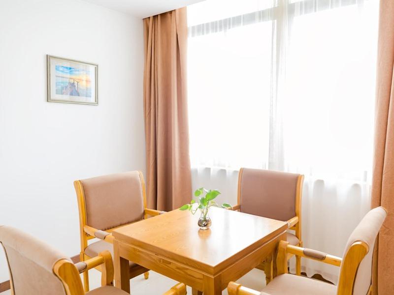 GreenTree Inn Huzhou Zhili Fortune Plaza Wuxing Avenue Express Hotel 35/53