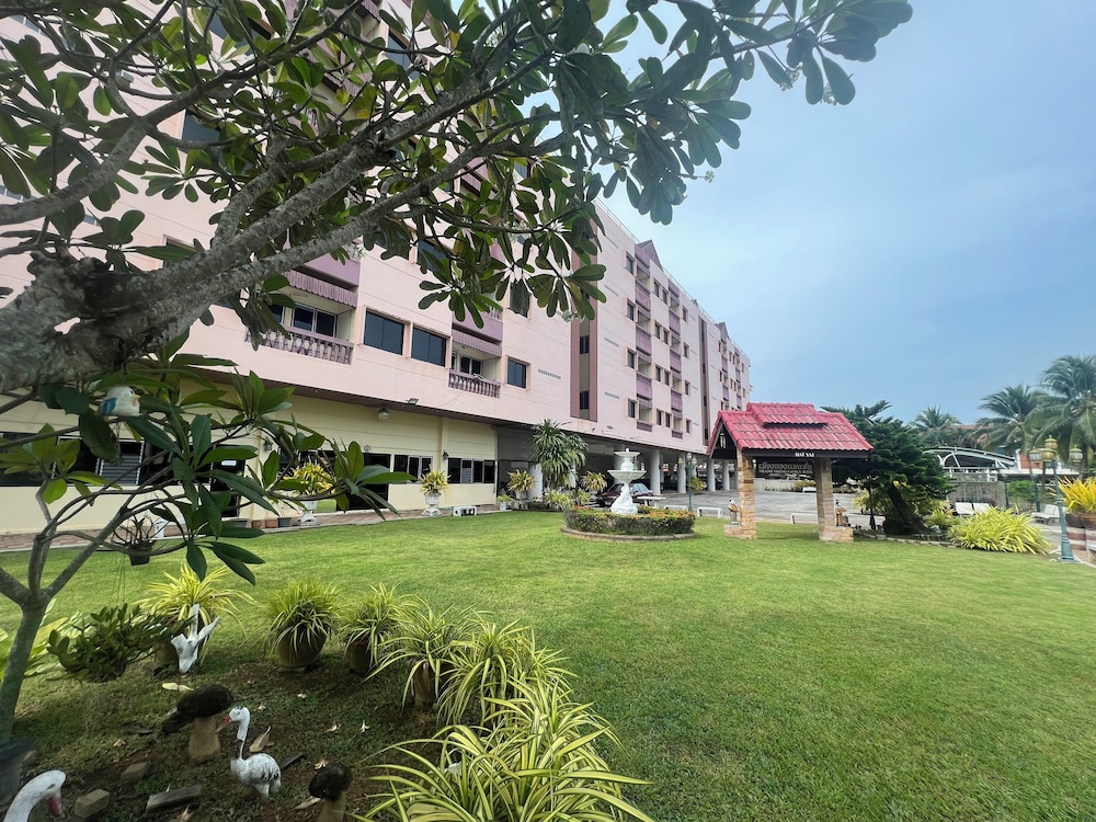 Muang Thong Family Suite Hat Yai 50/56