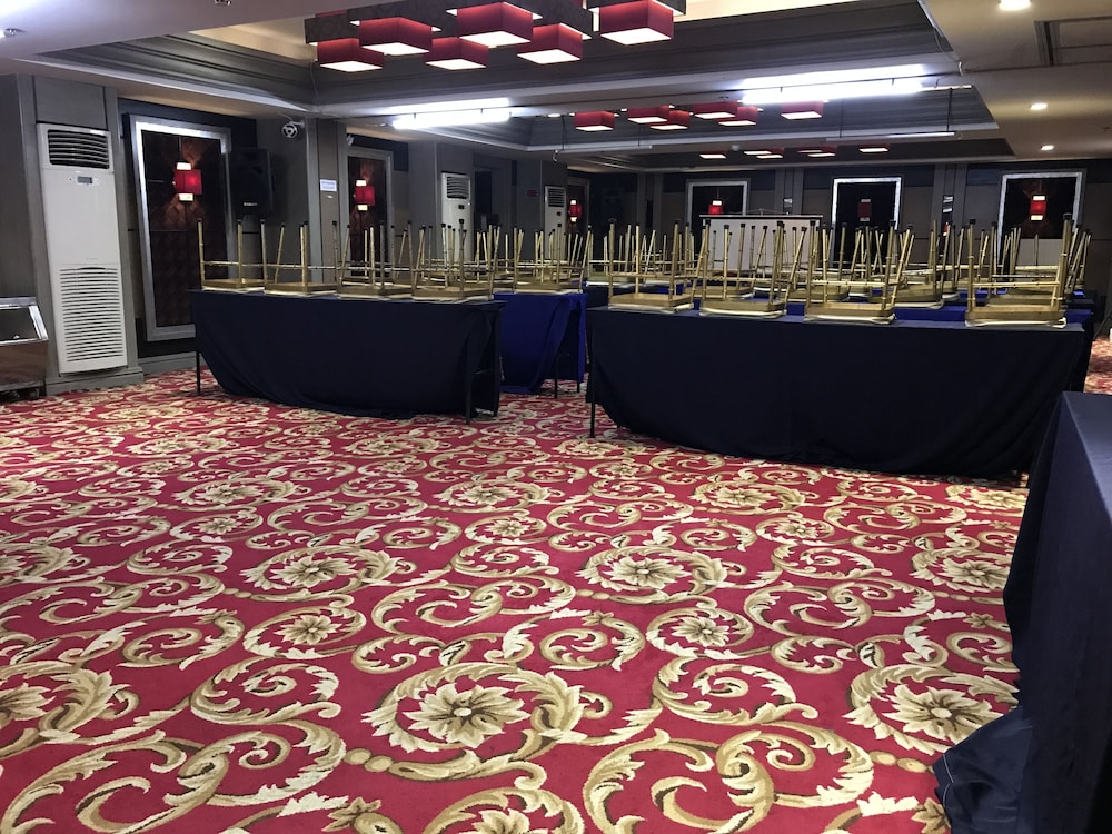 Prime Asia Hotel 10/50