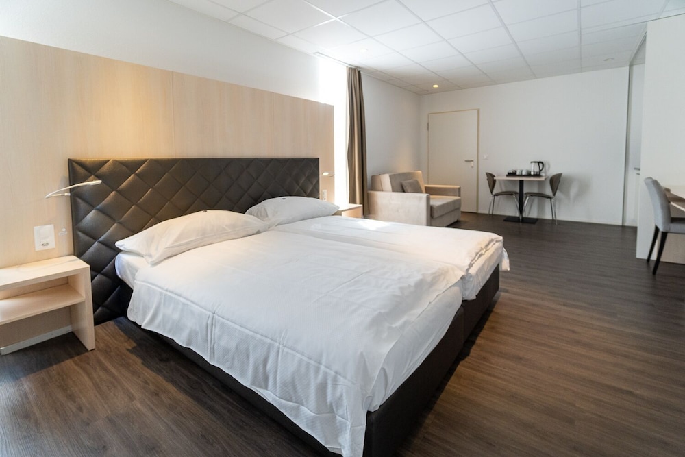استوديو سوبيريور بسريرين منفصلين بمطبخ، Hine Adon Apart Bern-Airport 6/9