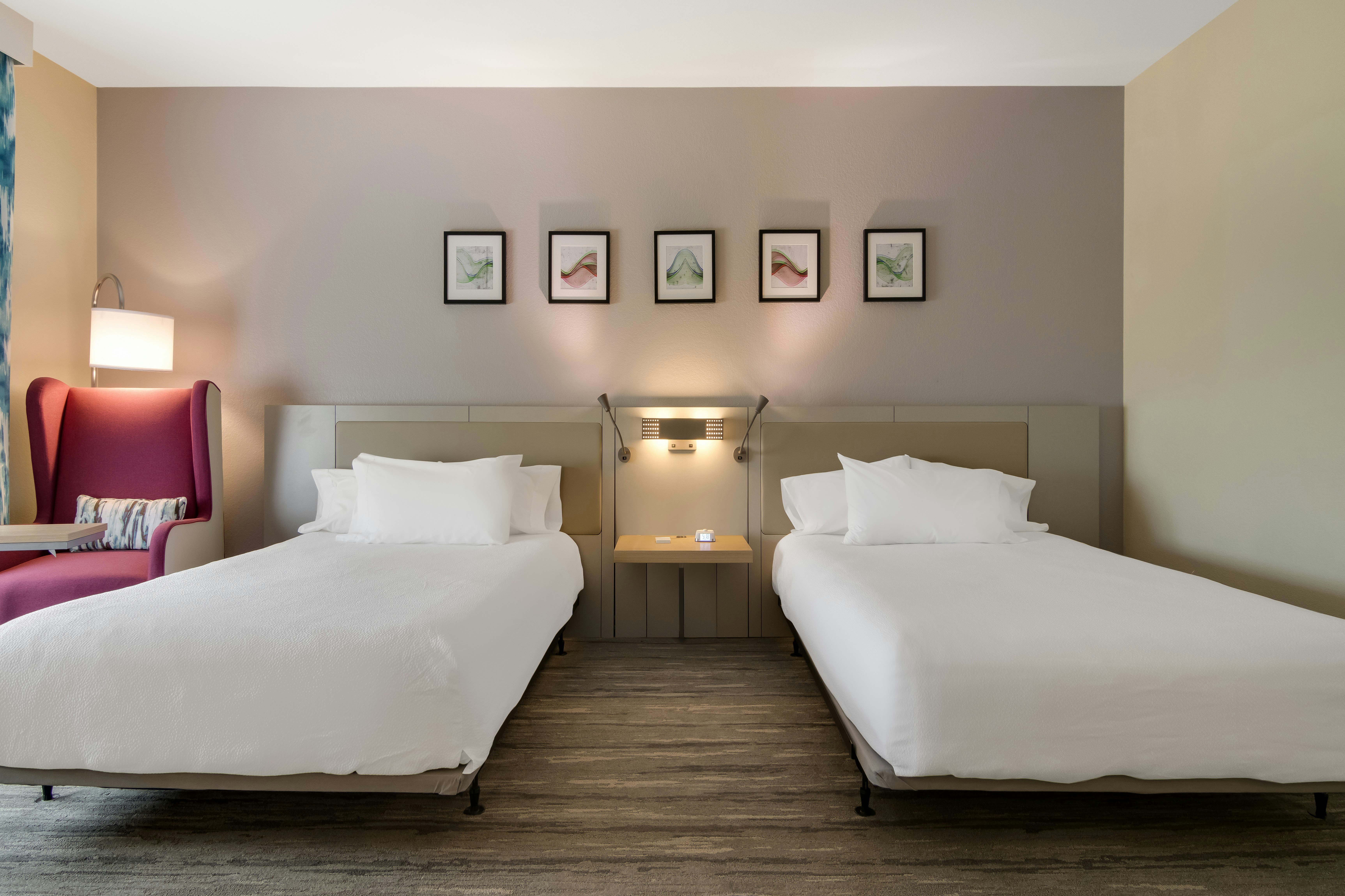 غرفة بسريرين كوين لذوي الإعاقة، Hilton Garden Inn Madison West Middleton 2/2