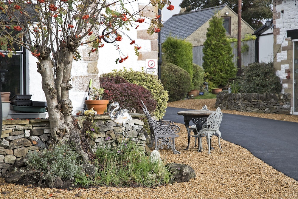 Hawthorn Farm Guest House 42/50