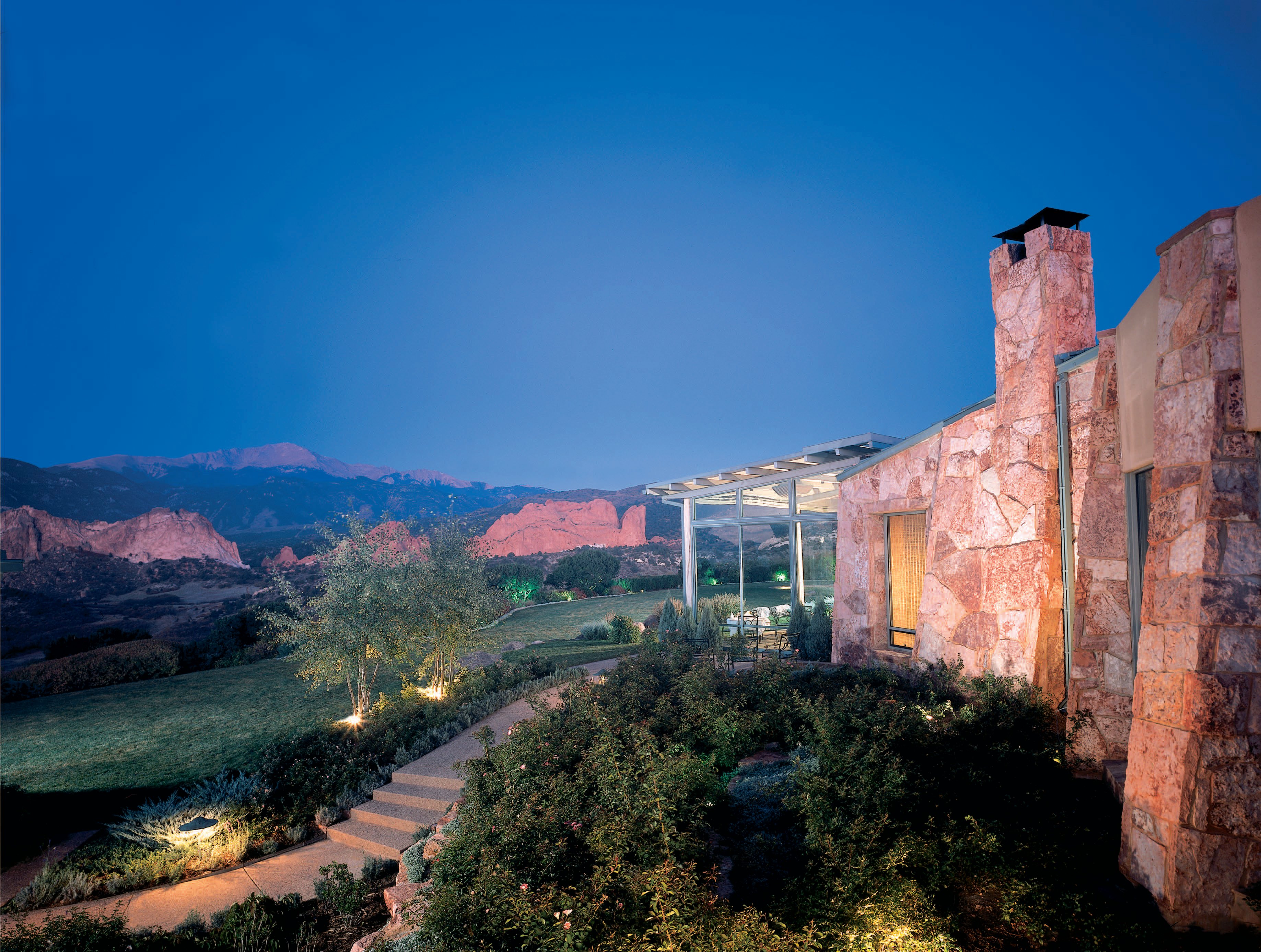 Garden Of The Gods Club And Resort 79/83