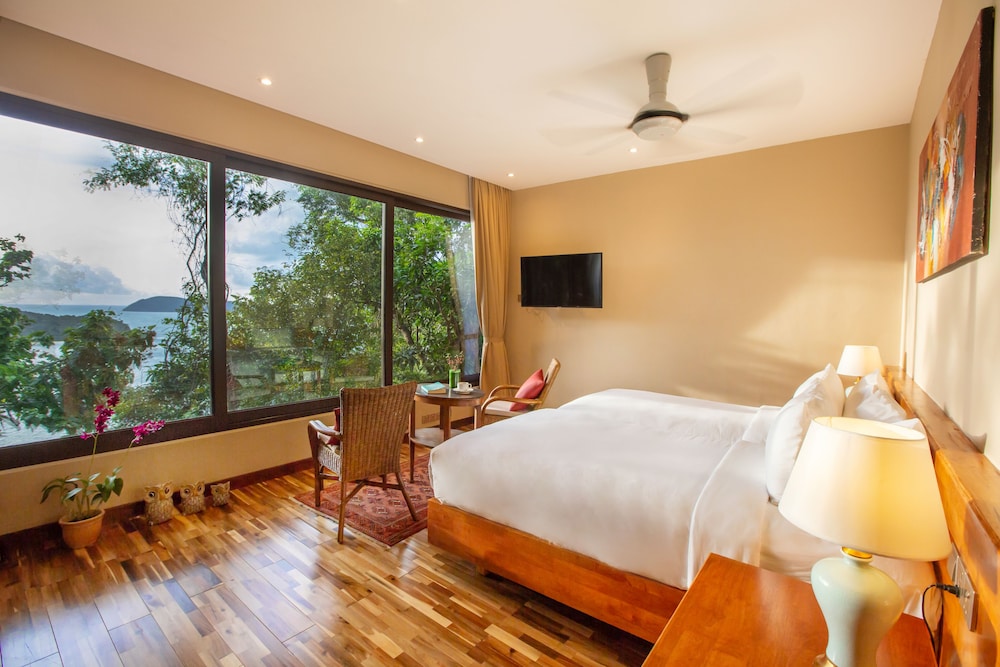 Ambong Pool Villas 15/50