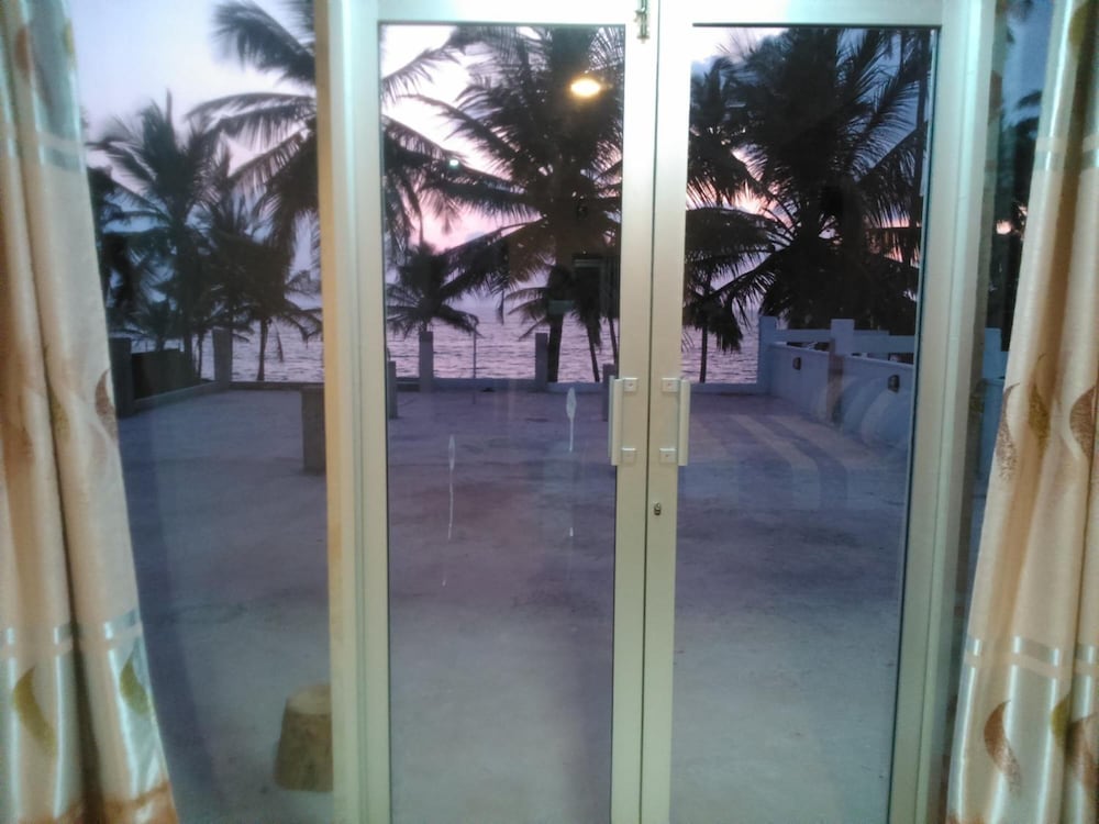 Saara Beach Hotel 28/50
