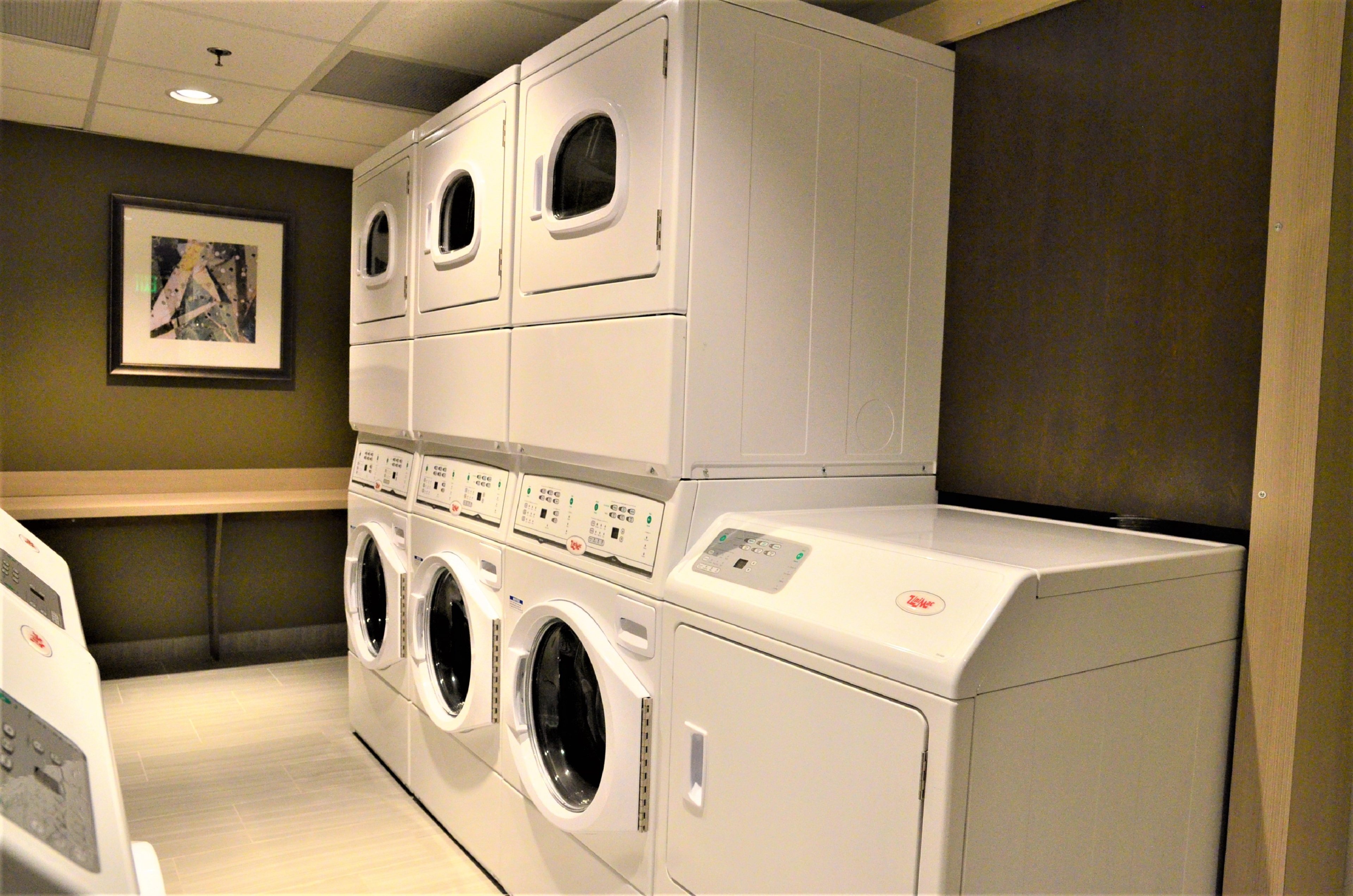 Staybridge Suites Hillsboro South 16/76