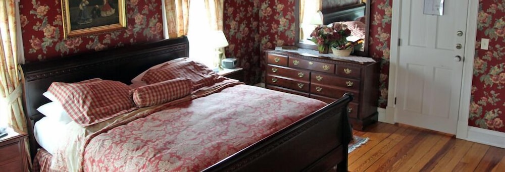 Springside Inn 12/44