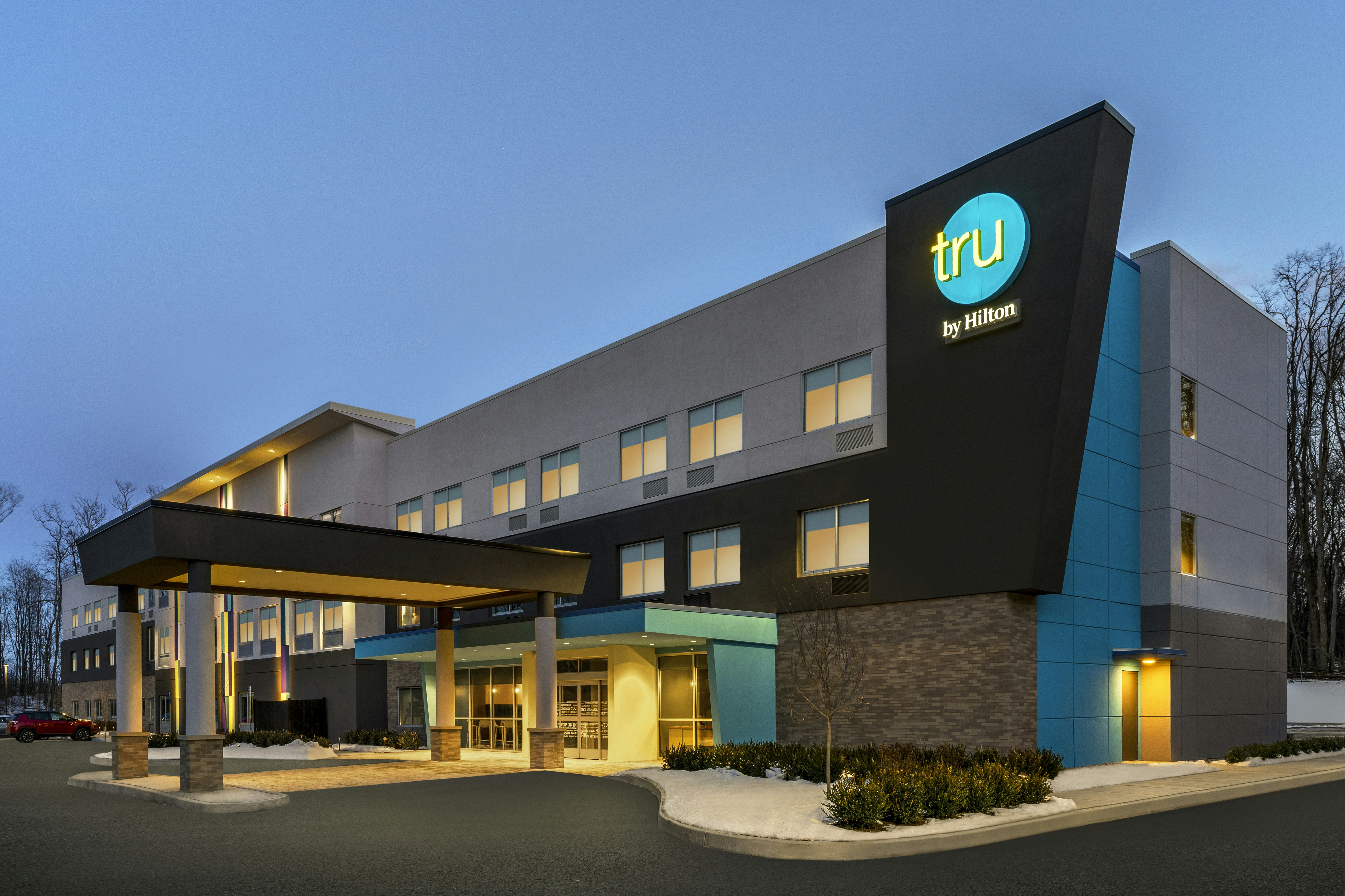 Tru By Hilton Albany Airport NY photo2