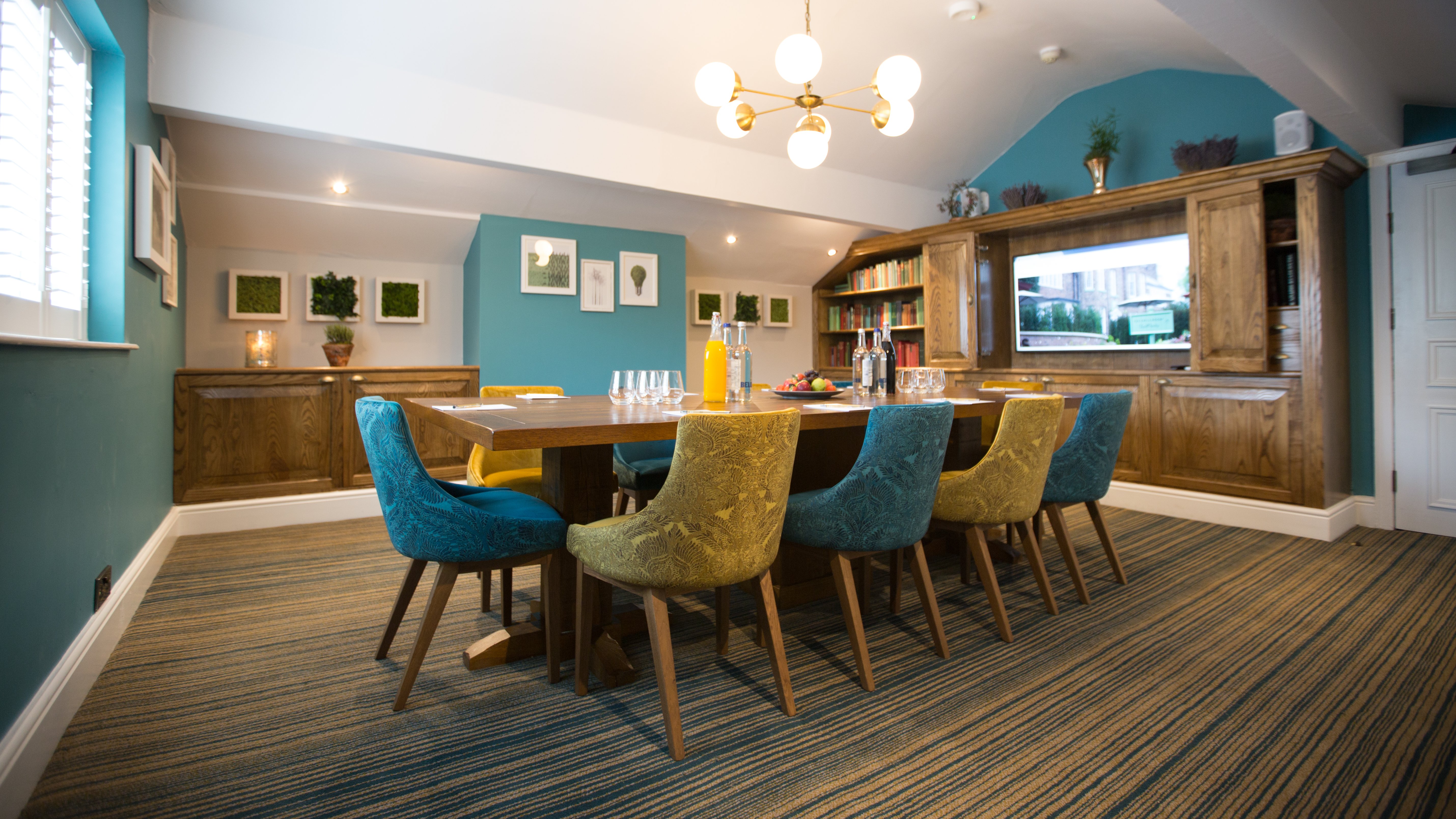 Stanneylands Hotel 13/14